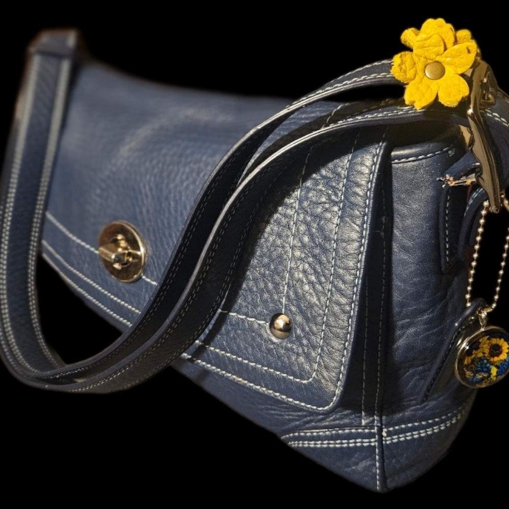 💙Coach Turnlock Flap Penelope handbag, Navy, Vintage, EUC